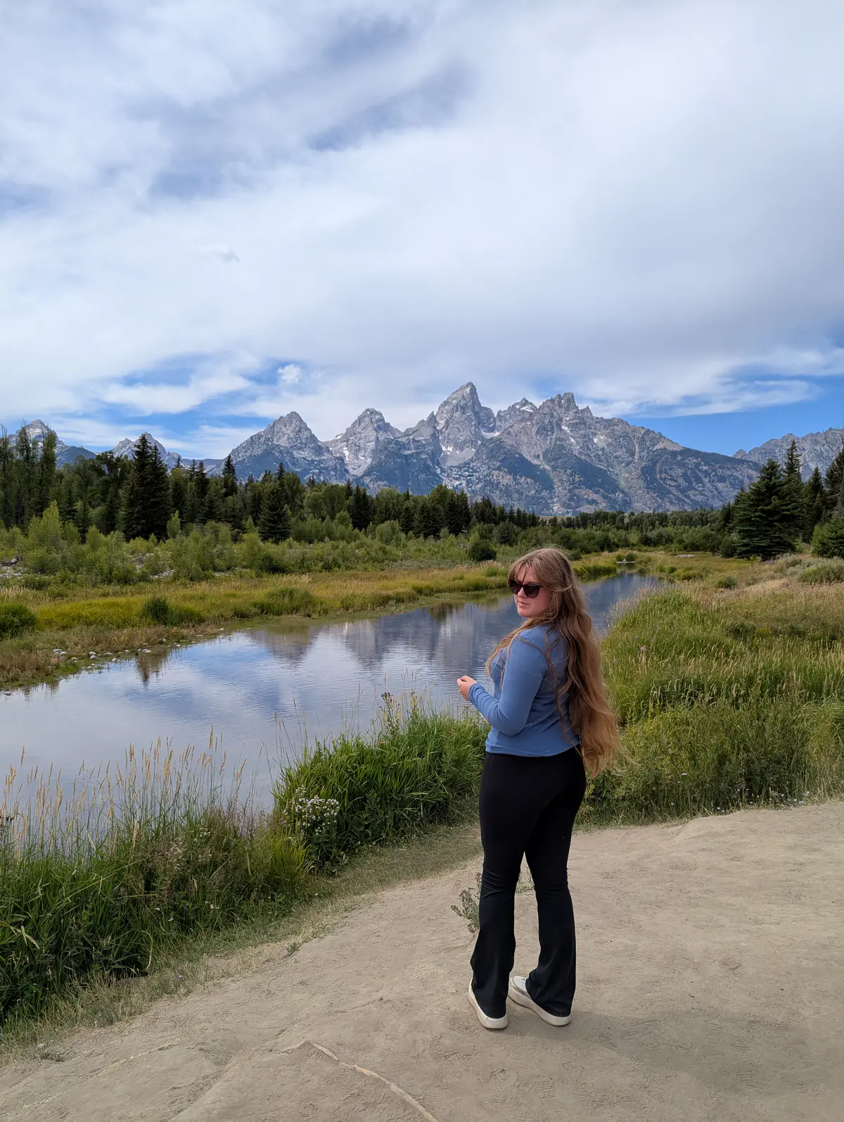 A-girls-passport-travel-blog-north-america-usa-wyoming-grandtetons-girl
